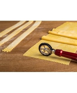 Маркато машинка для нарезки макаронных изделий красная