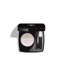 CHANEL Ombre Essentielle Top Coat luomiväri 2,2 g 220 Blanc Perle Helmi
