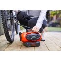 Black & Decker BDCINF18N-QS oro kompresorius 160 l/min AC / cigarečių degiklis Black & Decker BDCINF18N-QS oro kompresorius 160 l/min AC / cigarečių degiklis