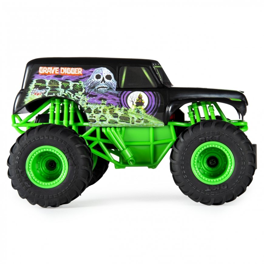 Monster Jam MJC RDC 1to24Scale GraveDigger UPCX GML – 4