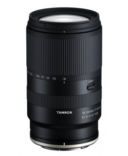 Tamron 18-300mm F/3.5-6.3 Di III-A VC VXD MILC Plats objektīvs Melns