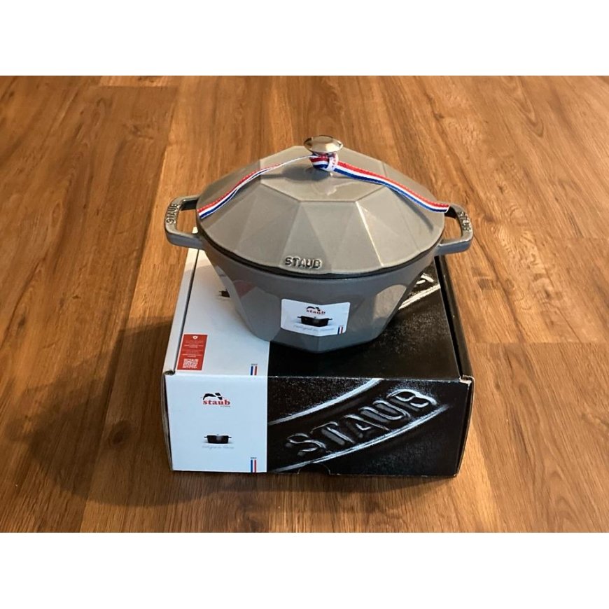 STAUB SPECIAL COCOTTE dimanta čuguna katls