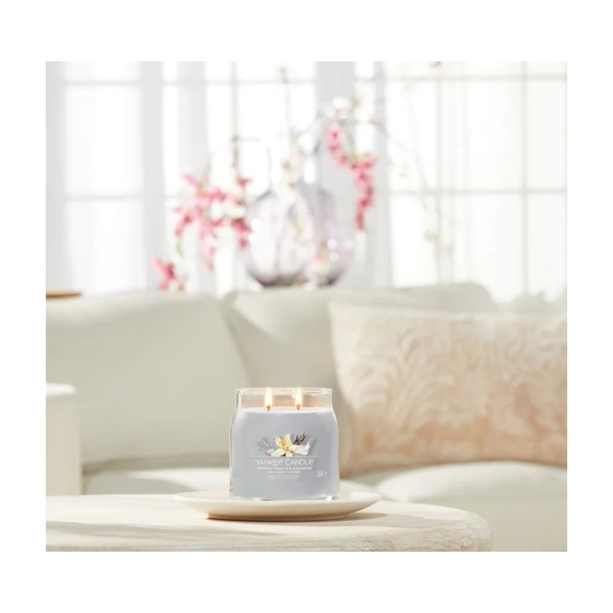 Yankee Candle Smoked Vanilla & Cashmere vaško žvakė Cilindras Gintaras, Kašmyro mediena Pilka 1 vnt – 3