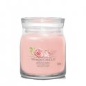 Yankee Candle Fresh Cut Roses vaško žvakė Cilindras Rožinė 1 vnt Yankee Candle Fresh Cut Roses vaško žvakė Cilindras Rožinė 1 vnt