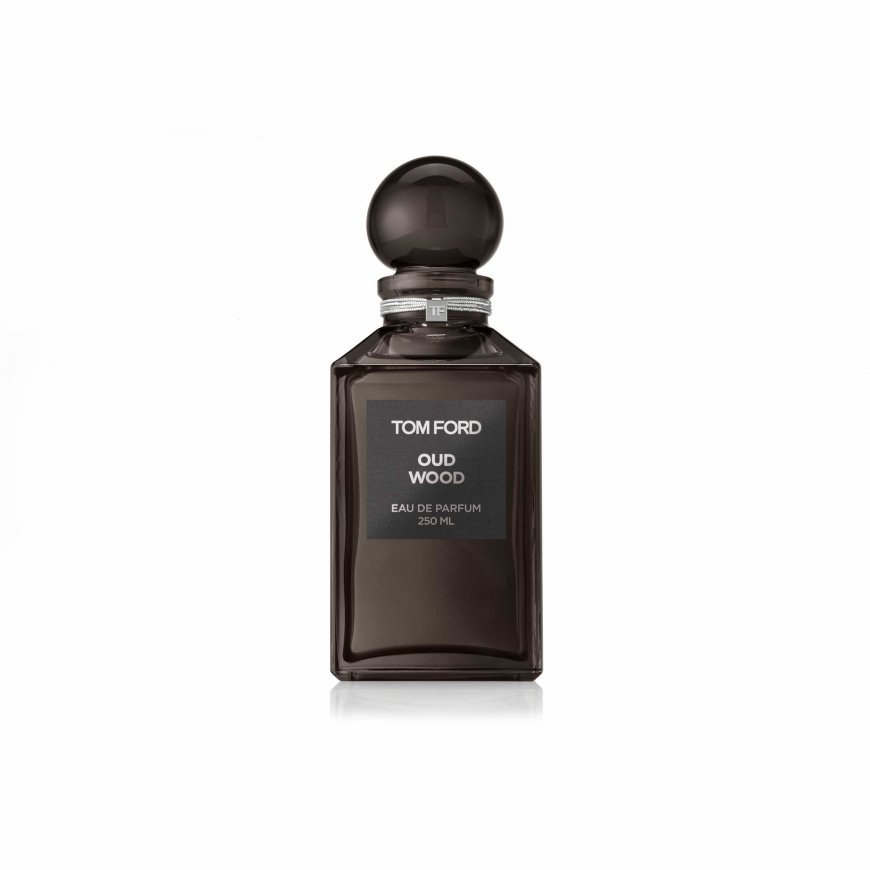 TOM FORD Oud Wood 250 ml Naised
