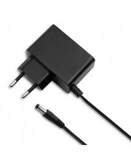 Qoltec 50785 power adapter/inverter Indoor 15 W Black