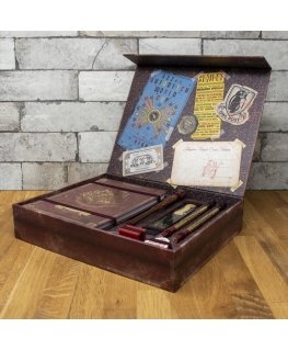 Blue Sky Studios Harry Potter Hogwarts Stationery Set
