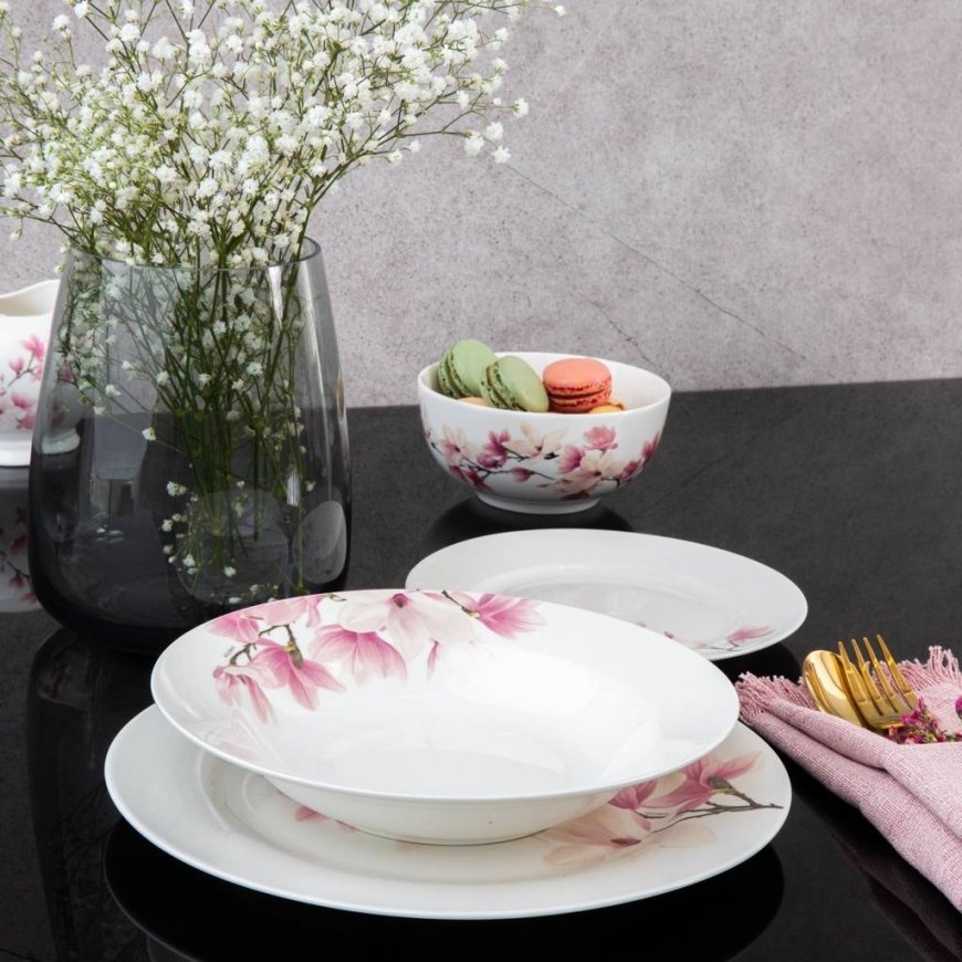 Magnolia-salaatti 14 cm AMBITION