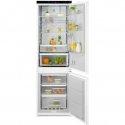 Sisäänrakennettava jääkaappi Electrolux 700 -sarja, TwinTech, E7MNPD18S Sisäänrakennettava jääkaappi Electrolux 700 -sarja, TwinTech, E7MNPD18S