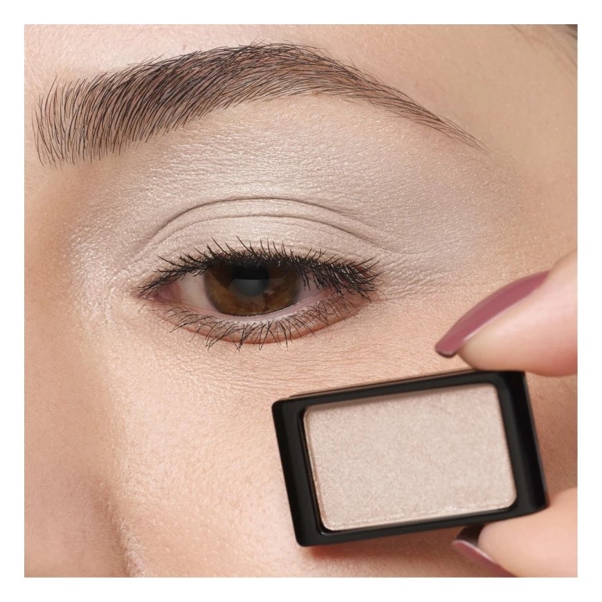 ARTDECO Eyeshadow Pearl Refill lauvärv 0,8 g 94 pearly very light rosé Siidpehme – 4