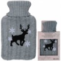 Rubber hot water bottle with Alpina lid, 0.7 l, reindeer flavor Rubber hot water bottle with Alpina lid, 0.7 l, reindeer flavor
