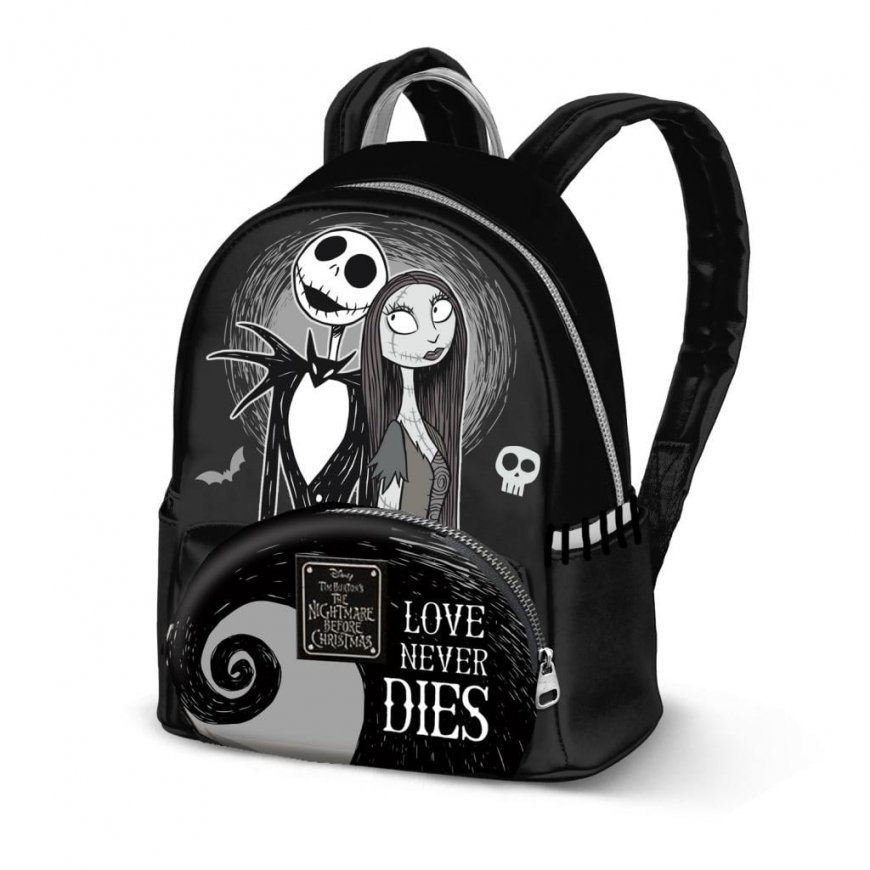 Karactermania Wednesday Varsity pencil case – 2