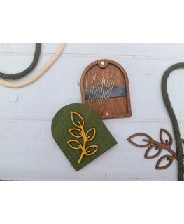Kind Fox by Wizardi Yuliya Ausianikava ind. veikla according to certificate No. 1201908 Wooden needle case. Boho Brown KF056/111