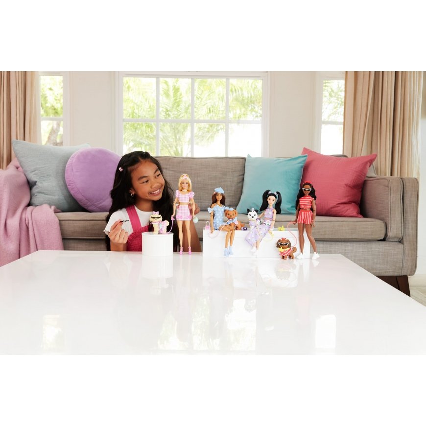 Barbie JFP37 кукла – 2