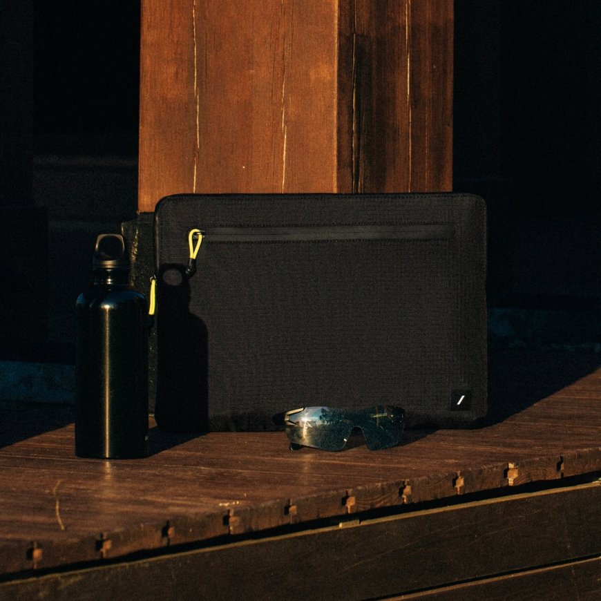 Native Union Ultralight Sleeve 33 cm (13") Sleeve case Black – 4