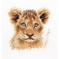 Alisa Beldizart Animal Portraits. Lion Cub S0-194