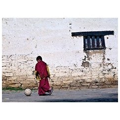 Clementoni Puzzle 1000 pcs - Young Buddhist Monk