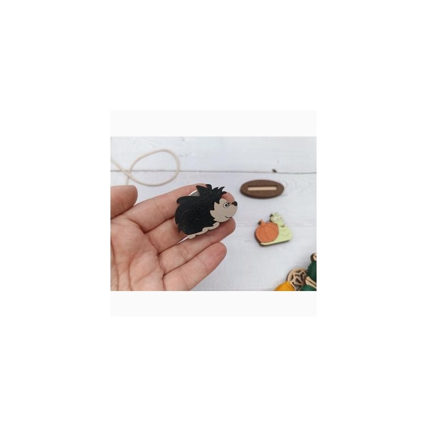 Kind Fox by Wizardi Yuliya Ausianikava individual activity according to certificate No. 1201908 Thread Cutter. Hedgehog KF050/3