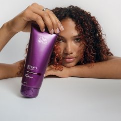 Wella ULTIMATE COLOR vibrant color anti-porosity moisturizing conditioner for color-treated hair 200 ml