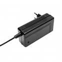Akyga AK-PD-09 toiteadapter ja vaheldi Hoonesisene/hooneväline 10,4 W Must