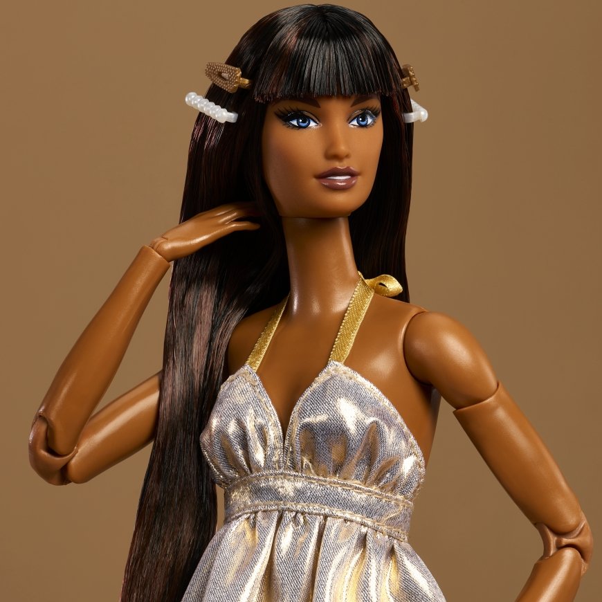 Barbie Signature YOU CREATE BASICS Neutral Kit – 4