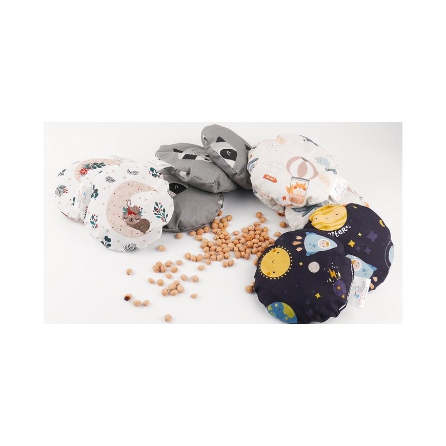 Bocioland Cherry Pit Pillow White, Raccoon, BL60