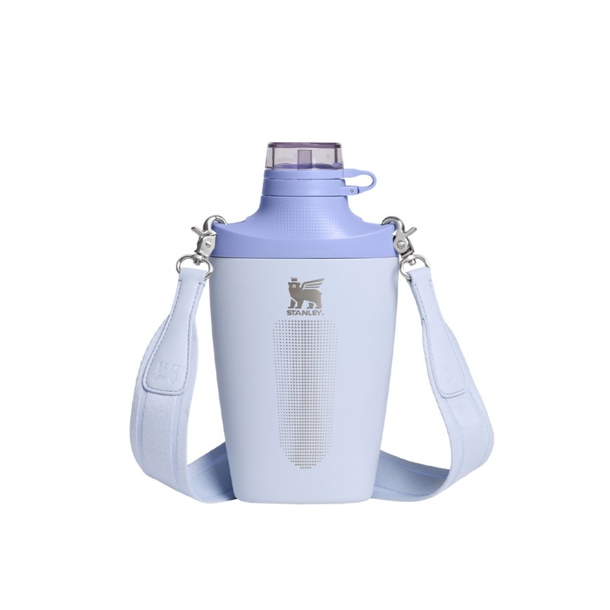 Thermos bottle with shoulder strap The Stanley Cross Bottle 0.68
