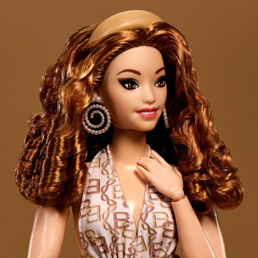 Barbie Signature YOU CREATE BASICS Neutral Kit – 4