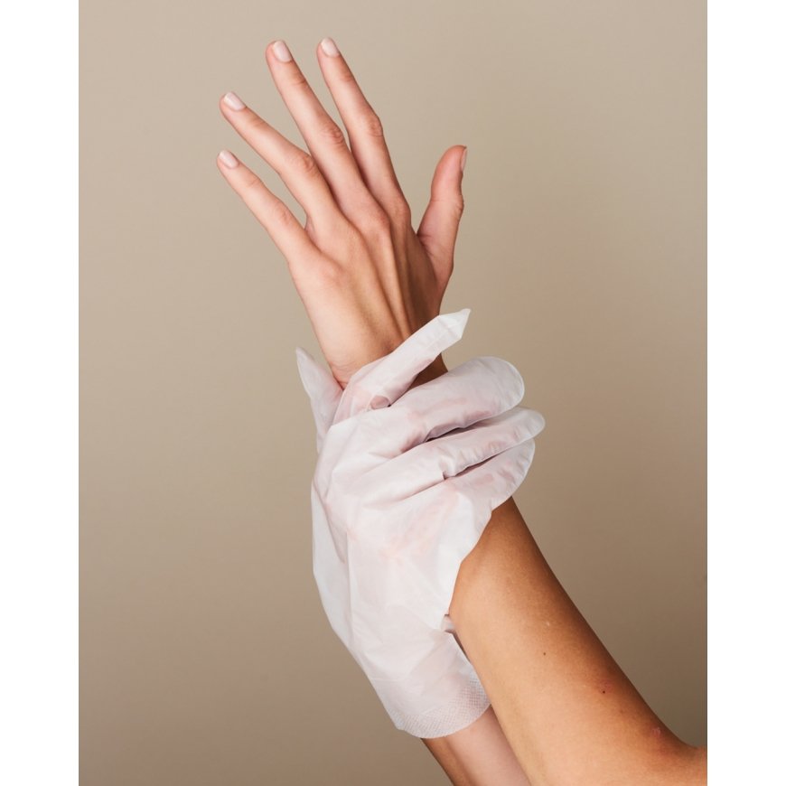 Iroha Nature Repairing Mask Gloves Peach 2 x 9ml – 3