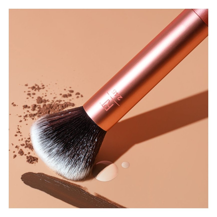 Real Techniques Everything Face Makeup Brush – 4