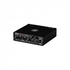 Yamaha URX22C - Ääni/MIDI-liitäntä