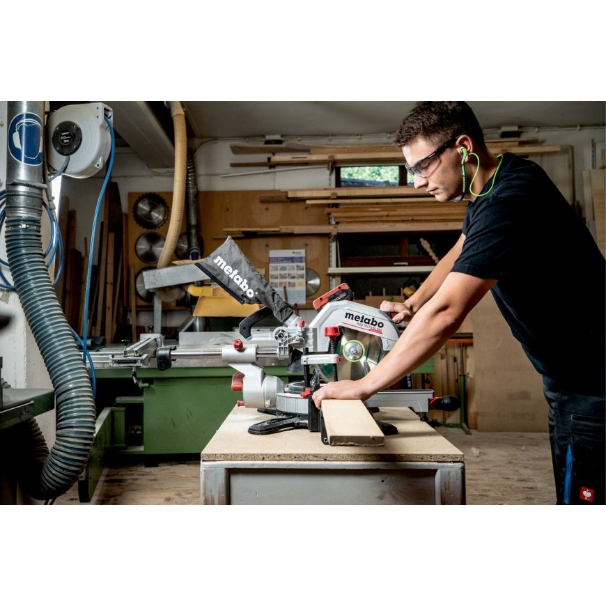 Metabo KGS 18 LTX BL 254 4000 RPM – 5