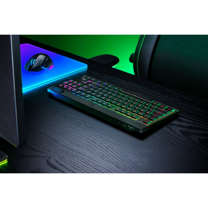 Razer BlackWidow V4 Low-Profile Tenkeyless HyperSpeed keyboard Gaming USB + RF Wireless + Bluetooth – 5