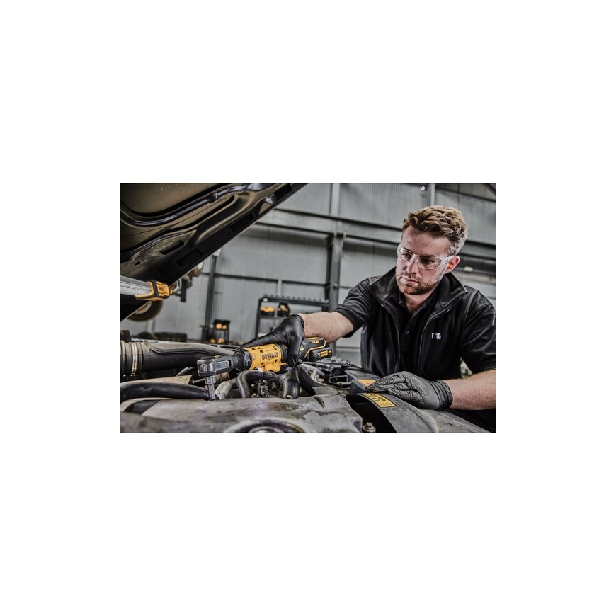 DeWALT DCF504L1G-QW гайковерт 1/4" 250 RPM 54 Nm Черный, Желтый 12 V – 4