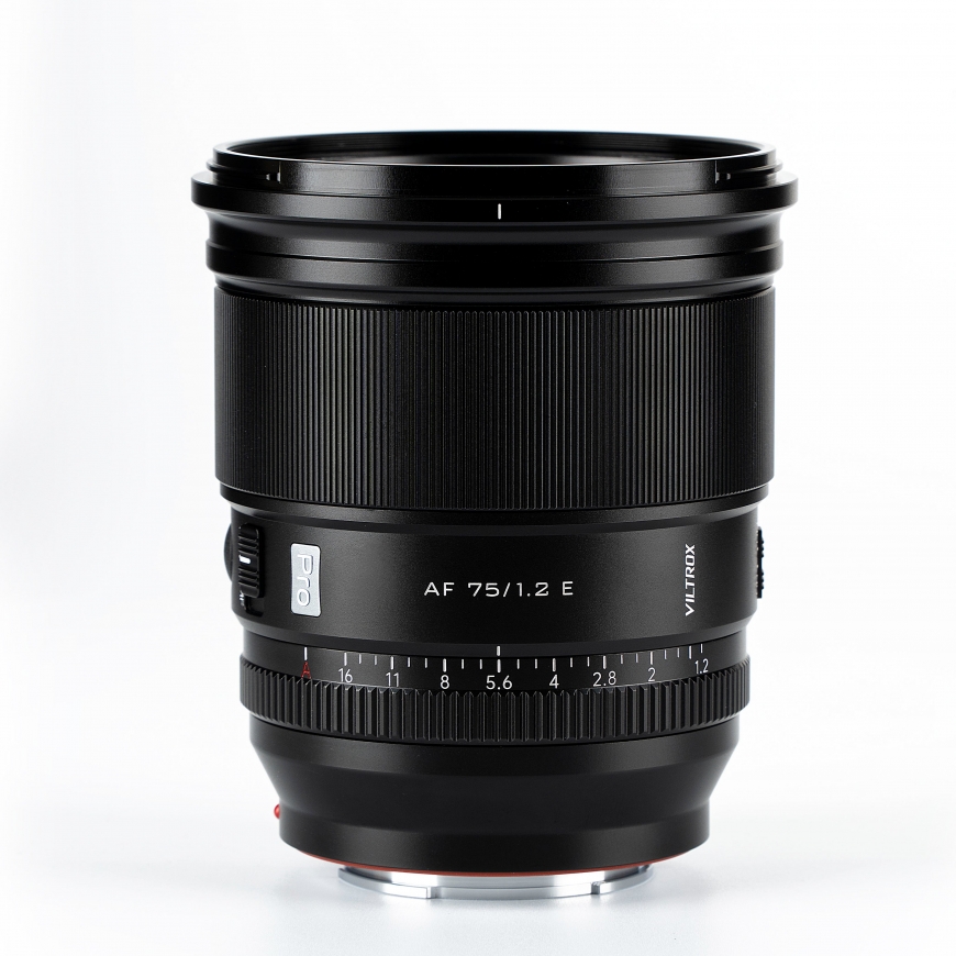 VILTROX AF 75/1.2 E camera lens MILC Black