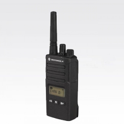 Motorola XT460 rācija 16 kanāli 446.00625 - 446.19375 MHz Melns
