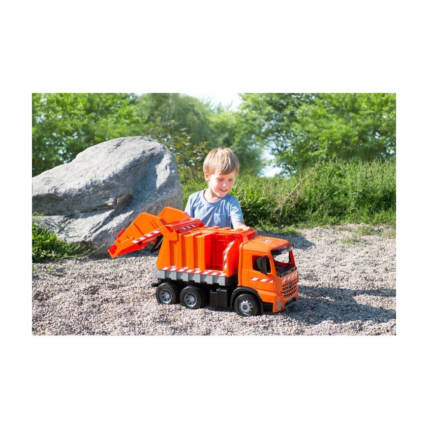 Lena GIGA TRUCKS – 4