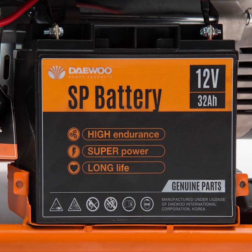 Daewoo GDA 7500E-3 engine-generator 6000 W 30 L Petrol Orange, Black – 3