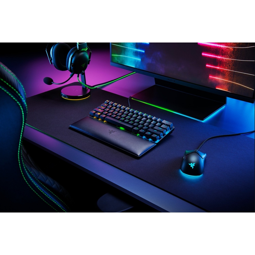 Razer RC21-01720100-R3M1 wrist rest Leather, Memory foam Black – 2