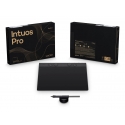 Wacom Intuos Pro Medium – 2025 piirtopöytä Musta 263 x 148 mm USB/Bluetooth Wacom Intuos Pro Medium – 2025 piirtopöytä Musta 263 x 148 mm USB/Bluetooth