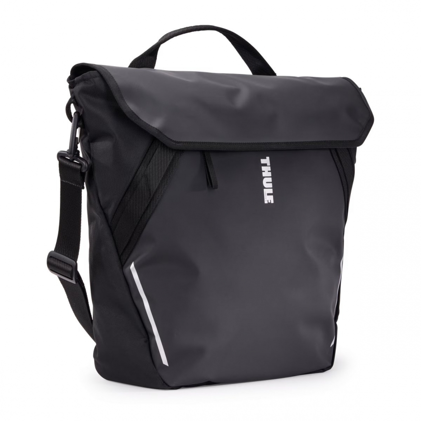 Thule 5468 Chasm Courier 22L su InLock juoda
