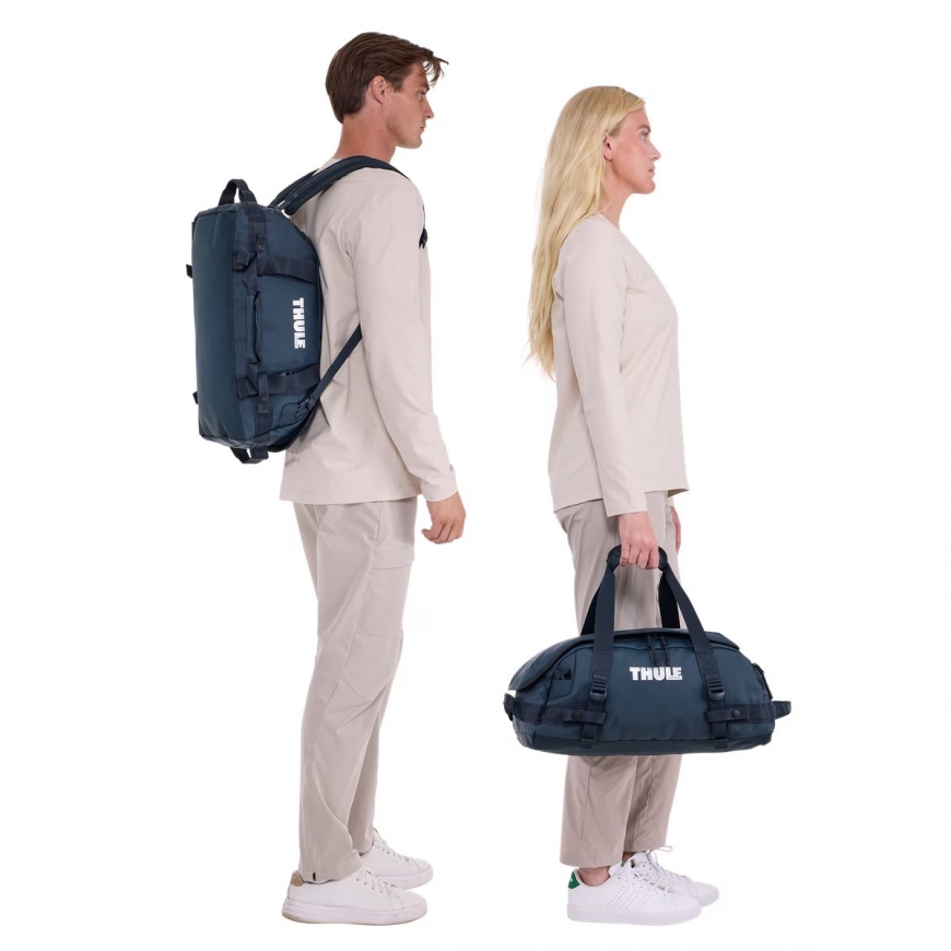 Сумка-бардачка Thule 5586 Chasm 30L темно-синяя – 4