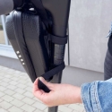 Wozy B4BK cieta ūdensizturīga velosipēda un skūtera stūres soma ar rāvējslēdzēju Wozy B4BK cieta ūdensizturīga velosipēda un skūtera stūres soma ar rāvējslēdzēju