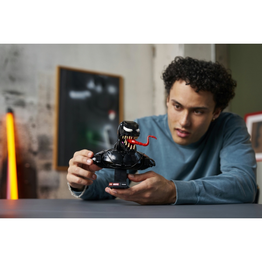 LEGO Super Heroes Marvel 76356 Venomin rintakuva – 5