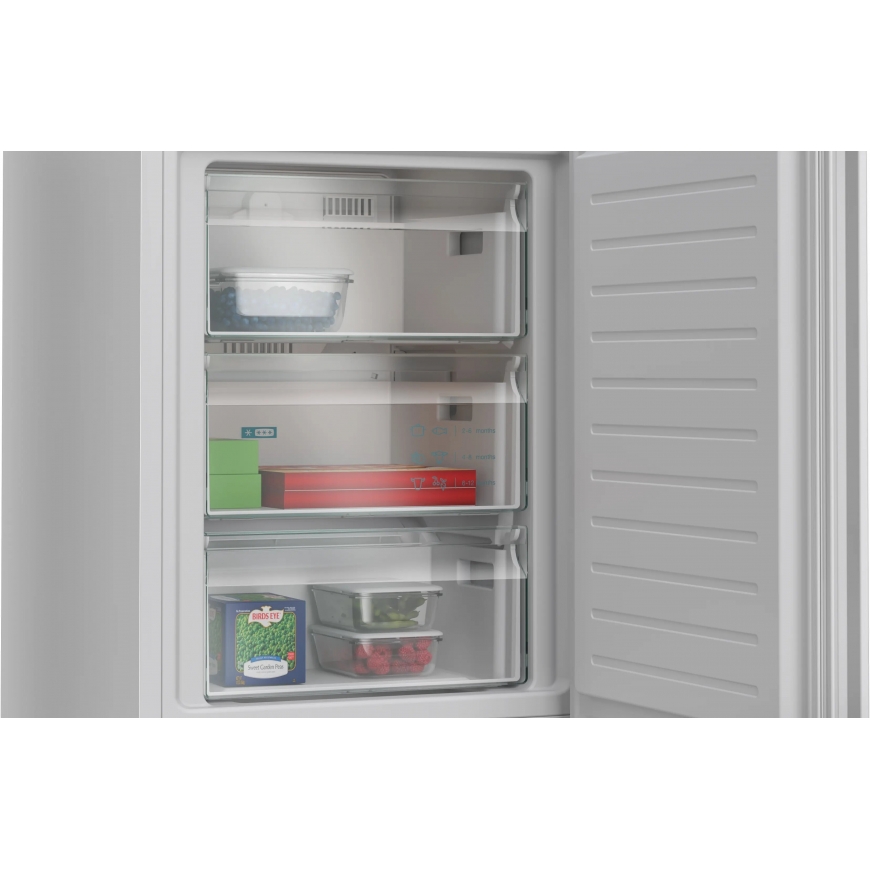 Siemens KG39NVWDG iQ300 Refrigerator-Freezer, White – 5