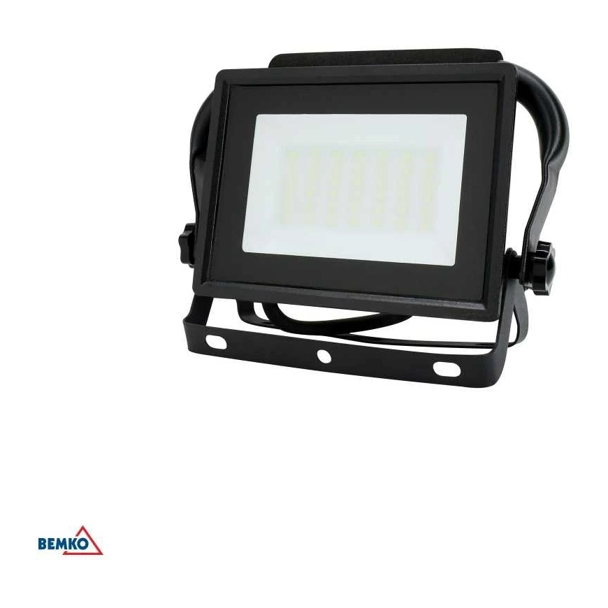Bemko 30W LED portatīvais prožektors KASTEL, melns, 6500K, IP65, 110°