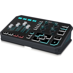 TC Helicon GO XLR - микшер и семплер для стриминга