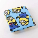 CERDÁ Minions mikrošķiedras pončo pludmales dvielis CERDÁ Minions mikrošķiedras pončo pludmales dvielis