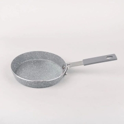 MAESTRO Pilka 24cm MR-1211-24 MAESTRO