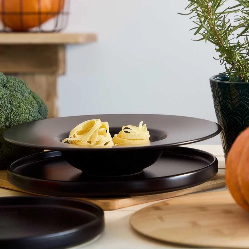 Homla FAMELIO Black Plate for Pasta, 28 cm